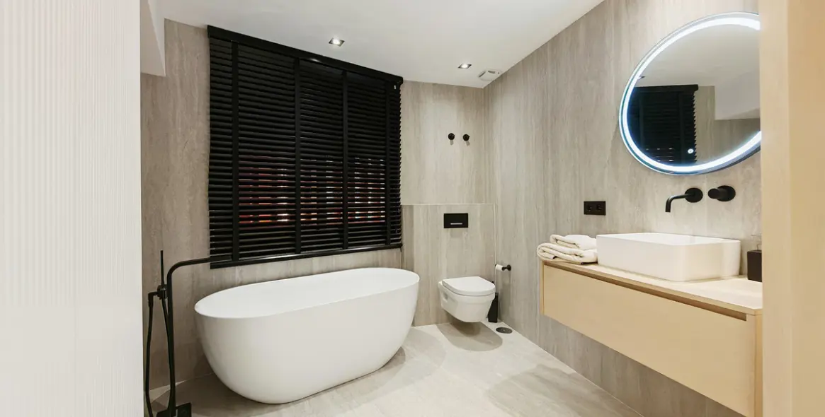 Venta de apartamento en planta media en Estepona 13