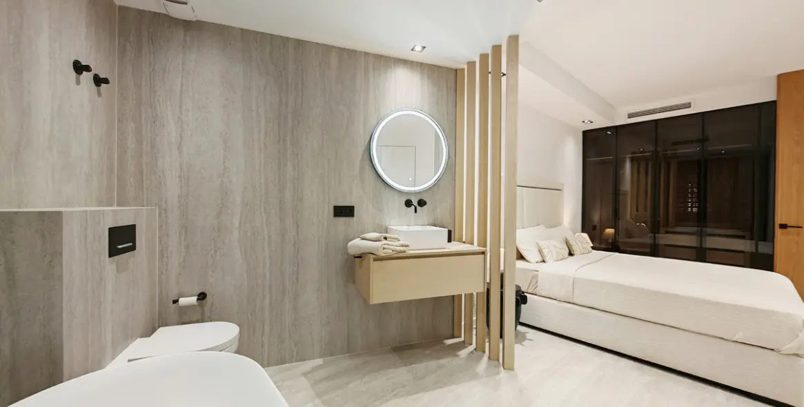 Venta de apartamento en planta media en Estepona 17