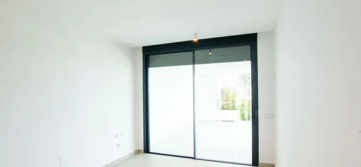 Venta de apartamento en planta baja en Artola 2