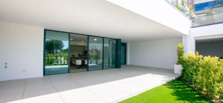 Venta de apartamento en planta baja en Artola 4