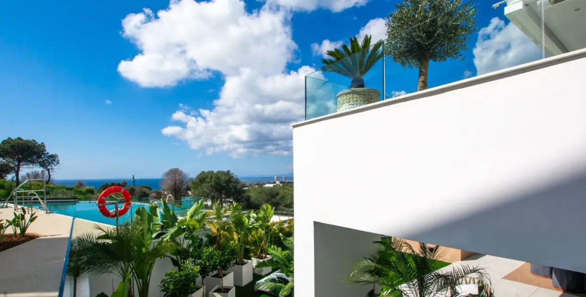 Venta de apartamento en planta baja en Artola 9