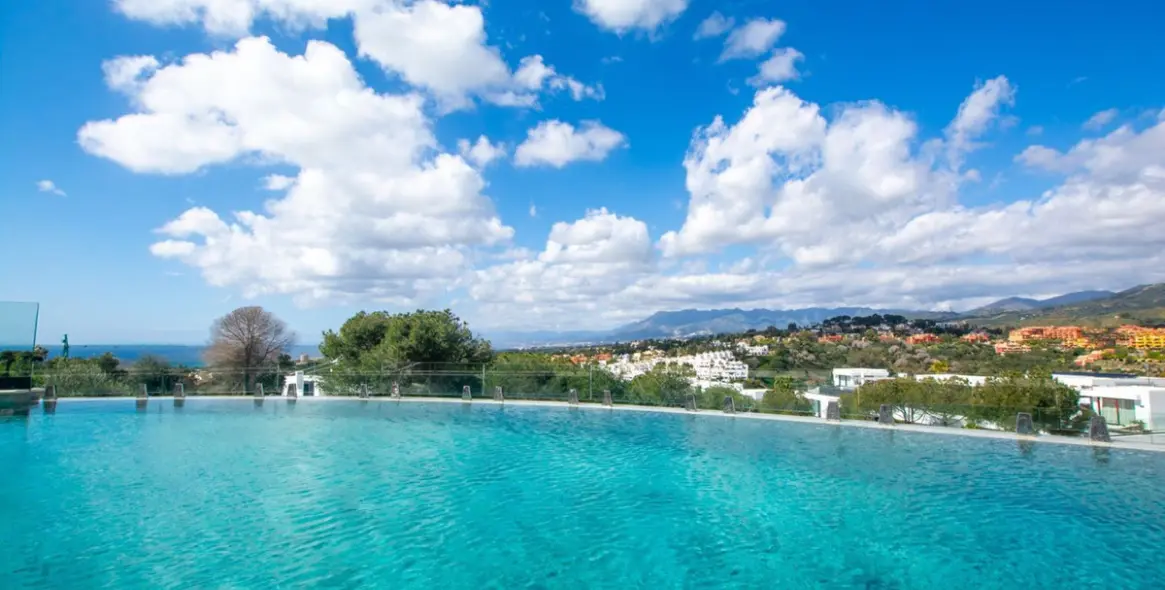 Venta de apartamento en planta baja en Artola 10
