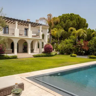 Venta de villa independiente en San Pedro de Alcántara
