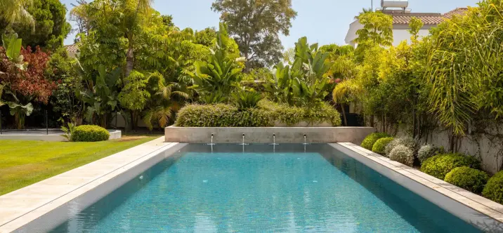 Venta de villa independiente en San Pedro de Alcántara 2