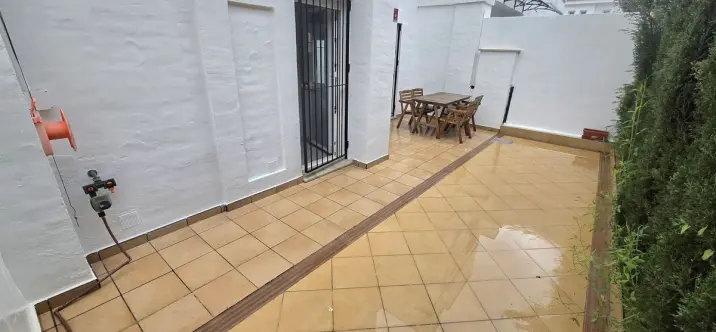 Long-term rent of townhouse in Nueva Andalucía 1