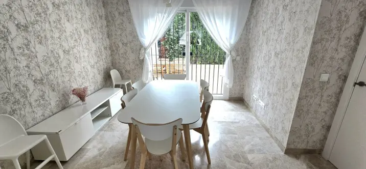 Long-term rent of townhouse in Nueva Andalucía 3