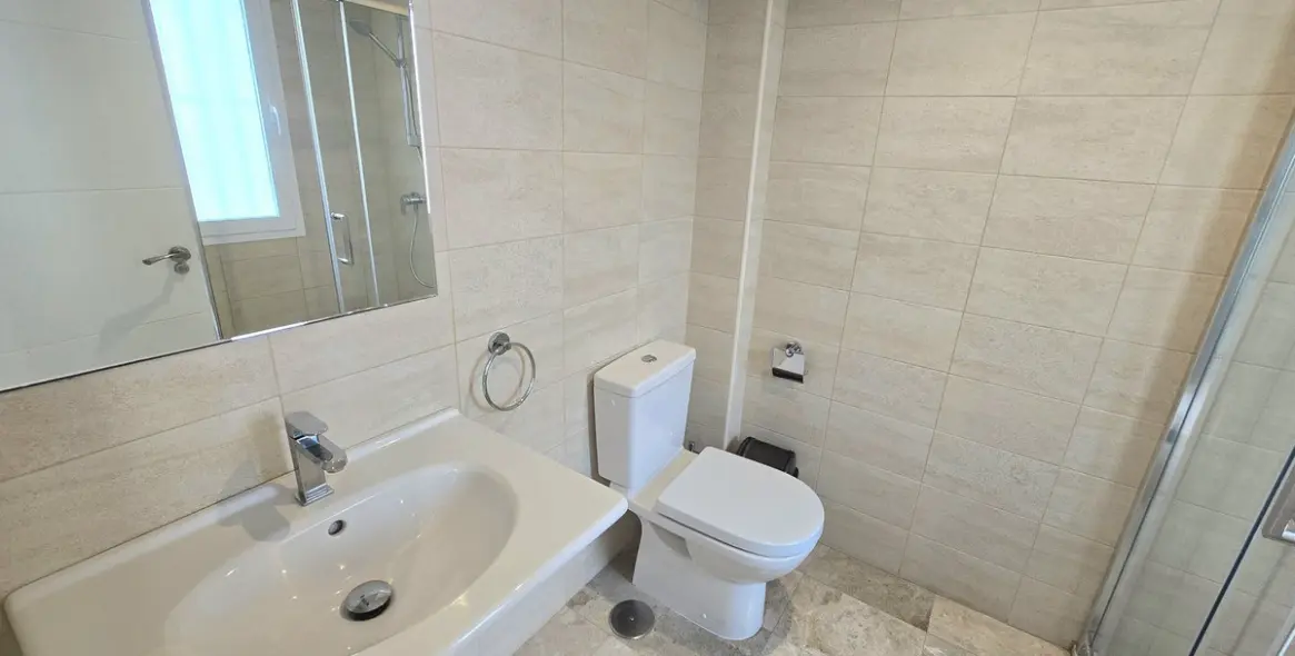 Long-term rent of townhouse in Nueva Andalucía 9