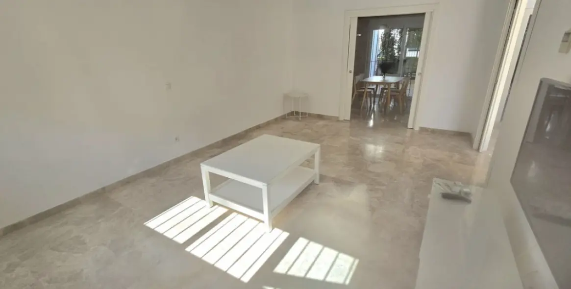 Long-term rent of townhouse in Nueva Andalucía 12