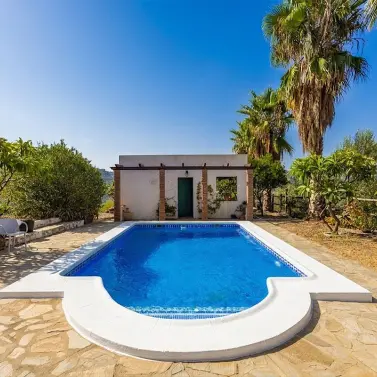 Venta de finca - cortijo en Sayalonga
