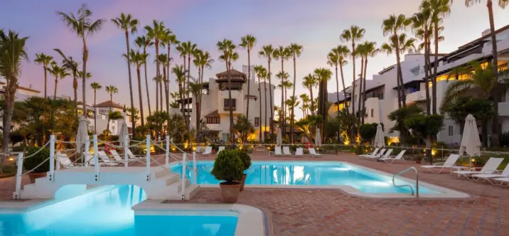Venta de apartamento en planta baja en Golden Mile 0