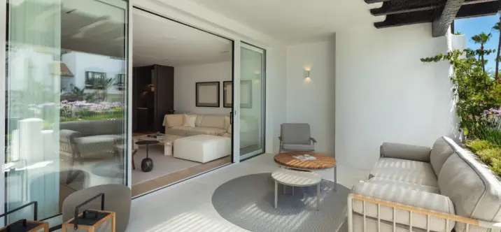 Venta de apartamento en planta baja en Golden Mile 4