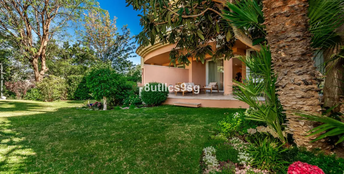 Venta de apartamento en planta baja en Nueva Andalucía 3