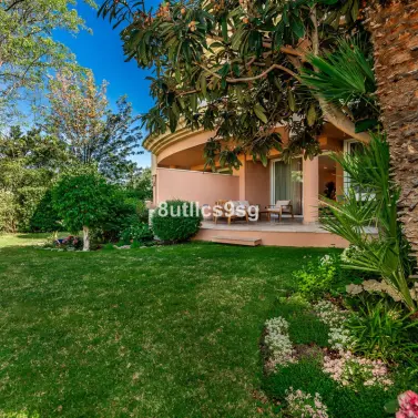 Venta de apartamento en planta baja en Nueva Andalucía