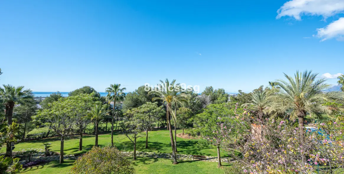 Venta de apartamento en planta baja en Nueva Andalucía 23