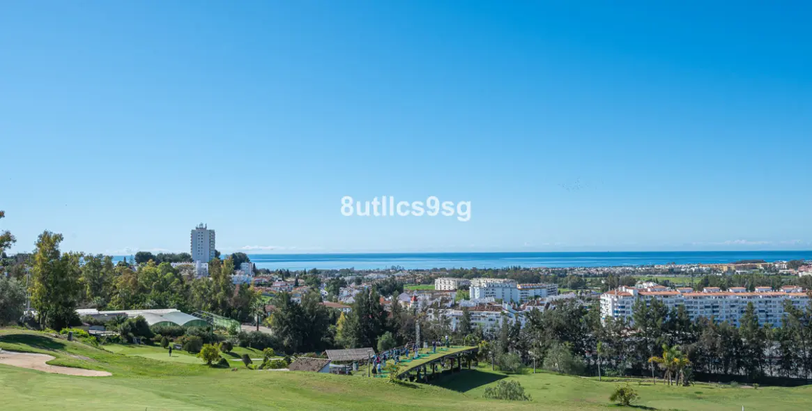 Venta de apartamento en planta baja en Nueva Andalucía 31