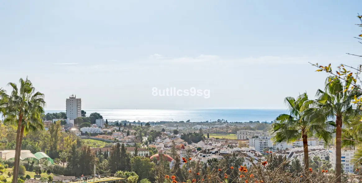 Venta de apartamento en planta baja en Nueva Andalucía 36