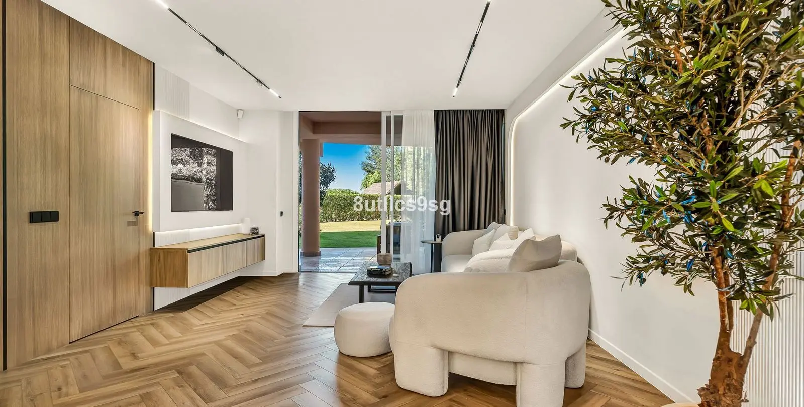 Venta de apartamento en planta baja en Nueva Andalucía 8