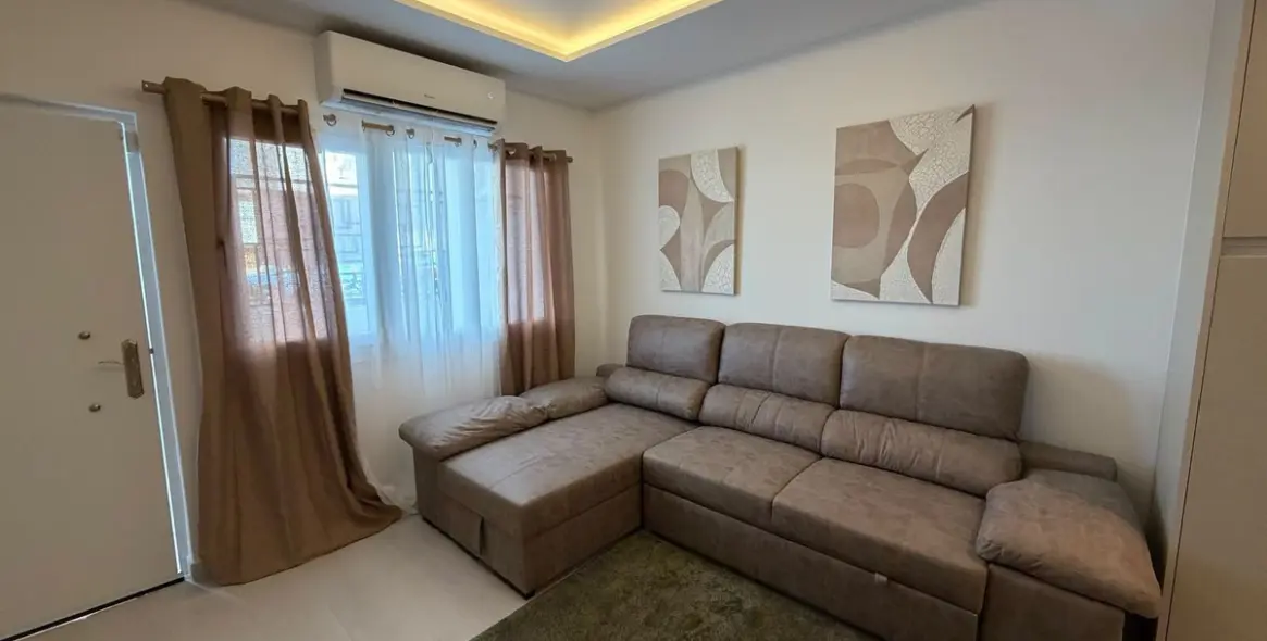 Продажа апартаментов на первом этаже в Torremolinos 2