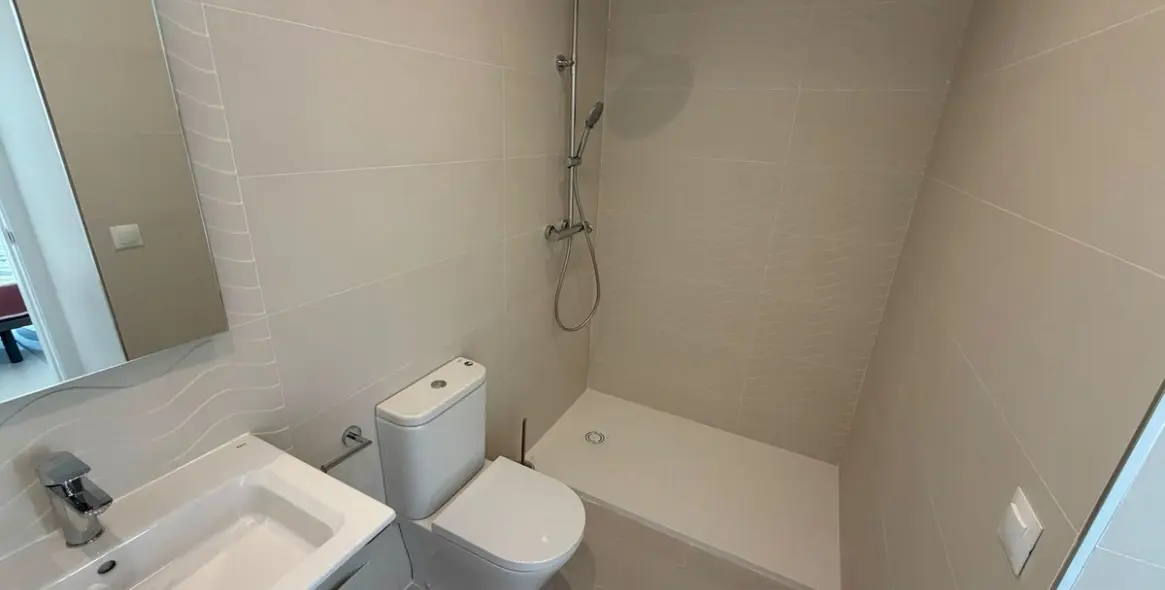 Продажа апартаментов на первом этаже в Torremolinos 11