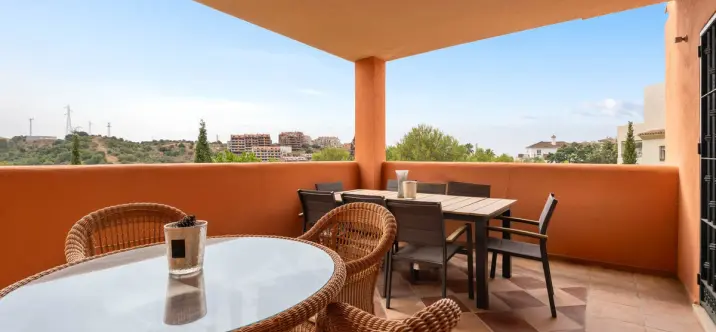 Продажа апартаментов на первом этаже в Elviria 2