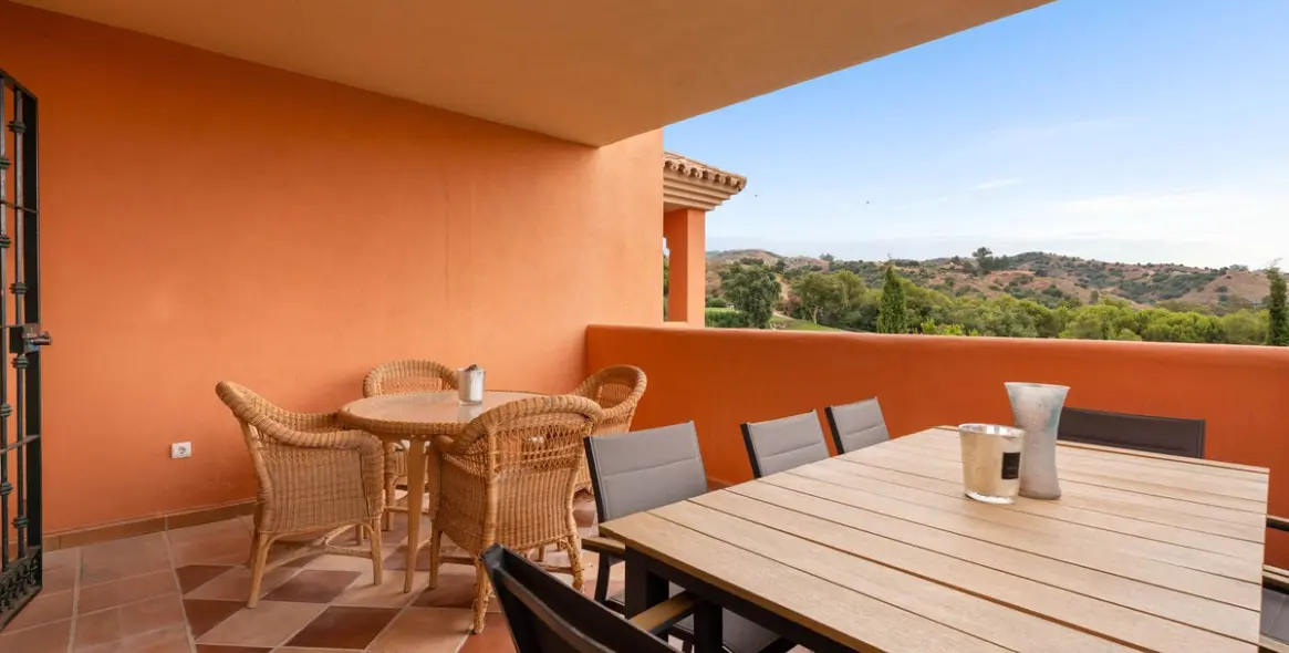 Продажа апартаментов на первом этаже в Elviria 5