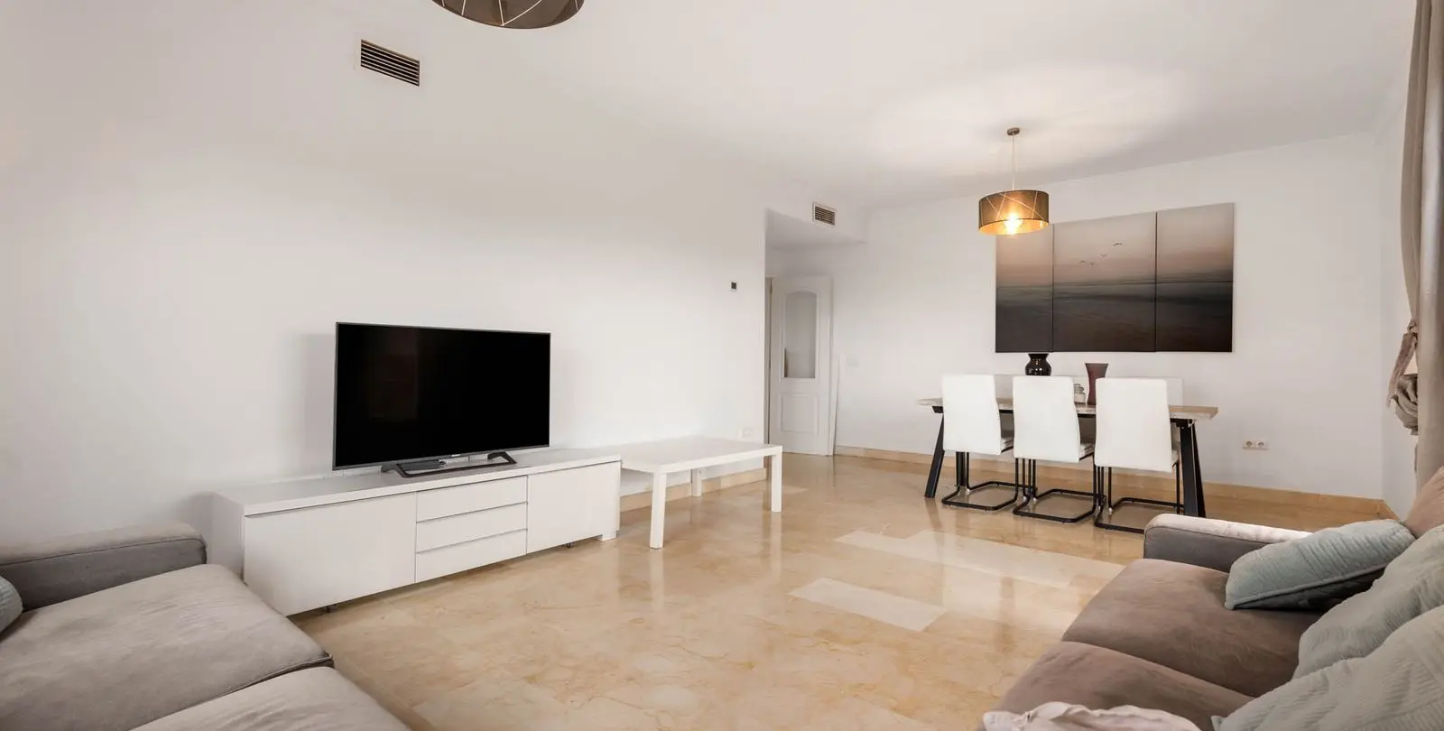 Продажа апартаментов на первом этаже в Elviria 10