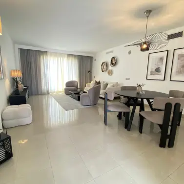 Продажа пентхауса в Estepona
