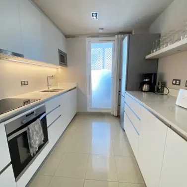 Продажа пентхауса в Estepona