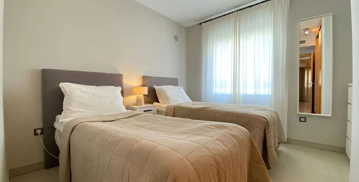 Продажа пентхауса в Estepona 11