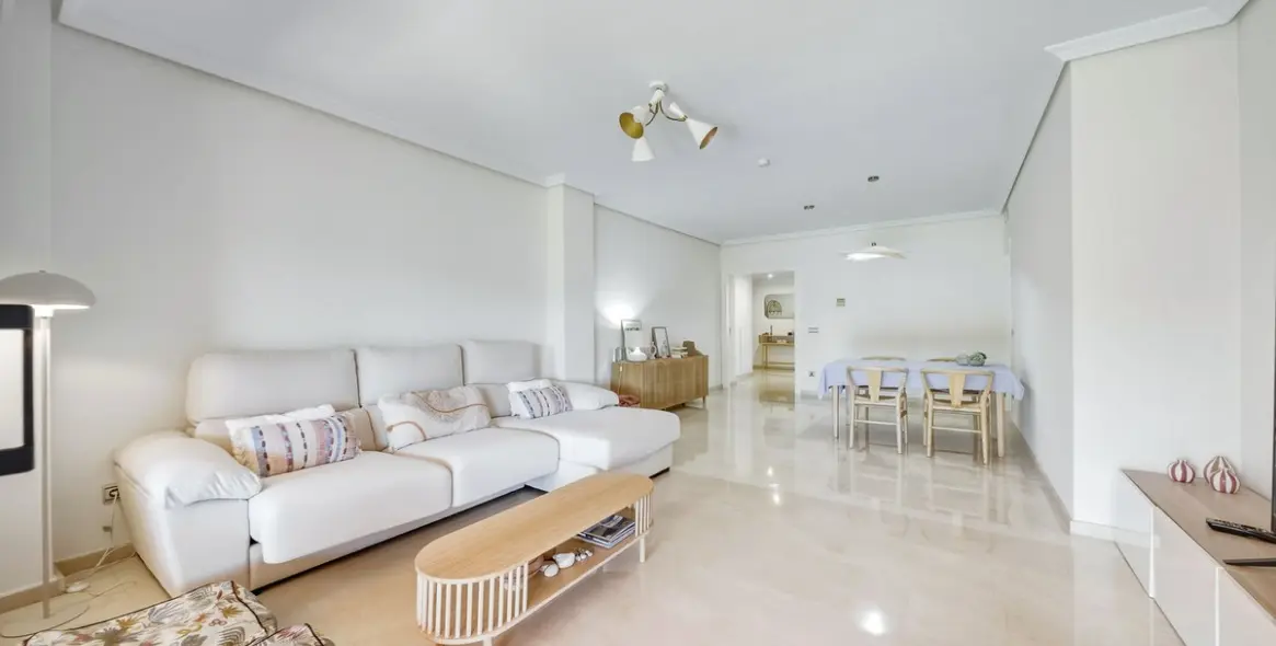 Venta de apartamento en planta baja en Casares Playa 5