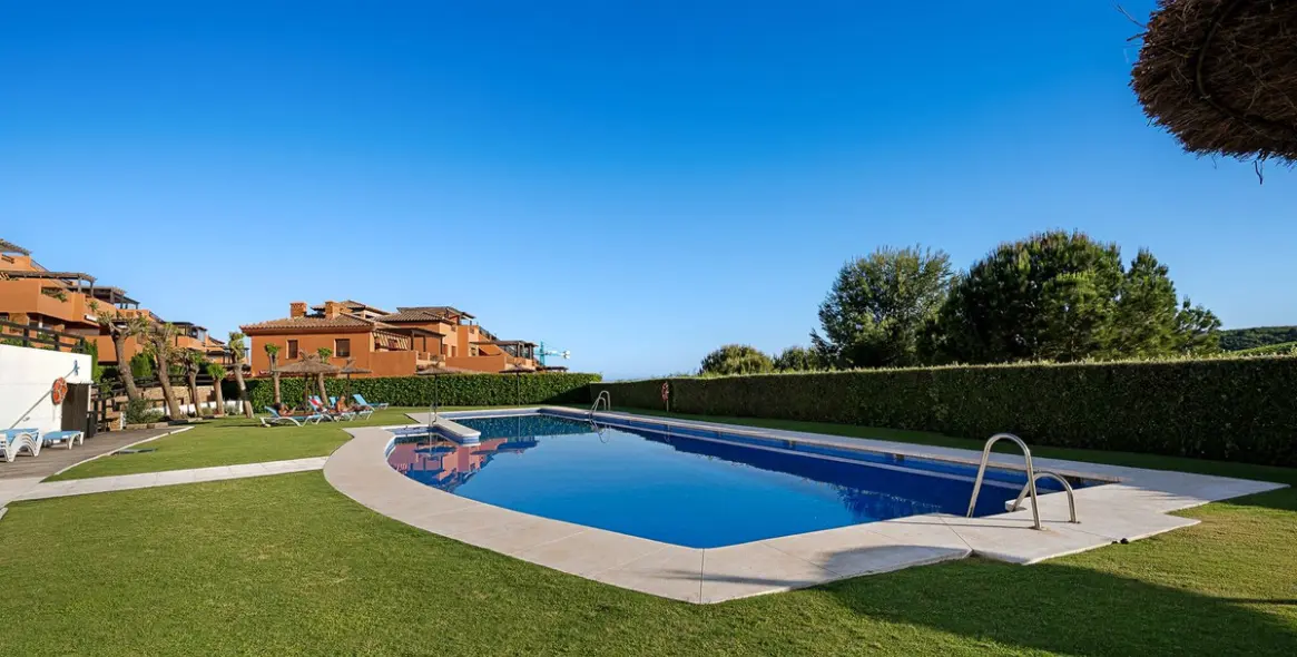 Venta de apartamento en planta baja en Casares Playa 12