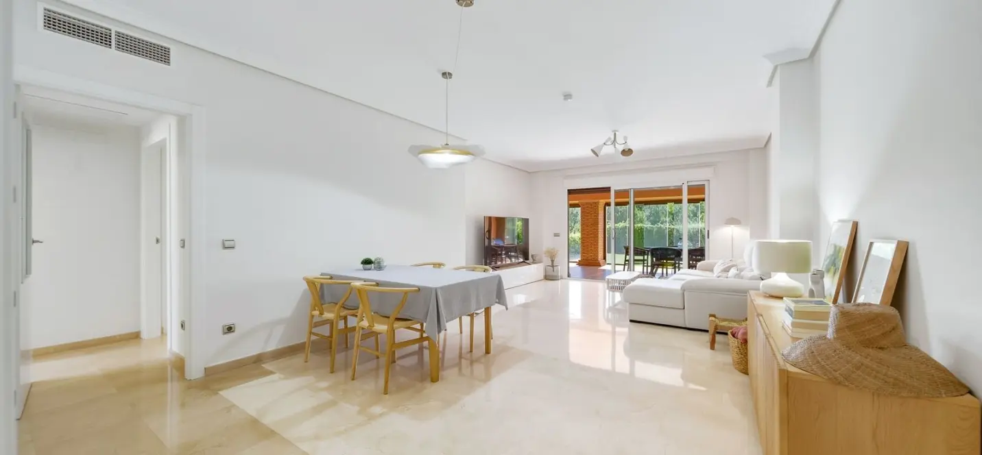 Venta de apartamento en planta baja en Casares Playa 3