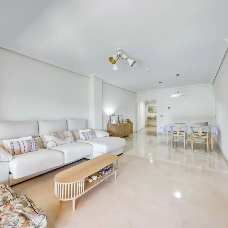 Venta de apartamento en planta baja en Casares Playa