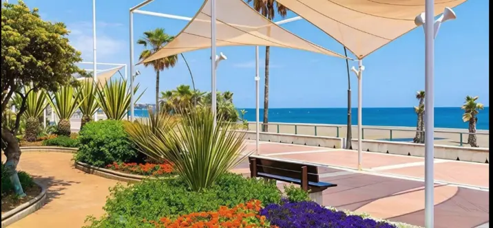 Продажа апартаментов на среднем этаже в Estepona 0