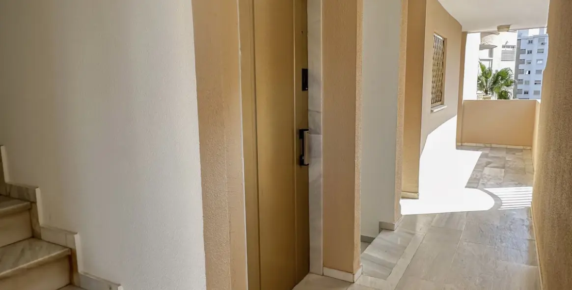 Продажа апартаментов на среднем этаже в Fuengirola 39