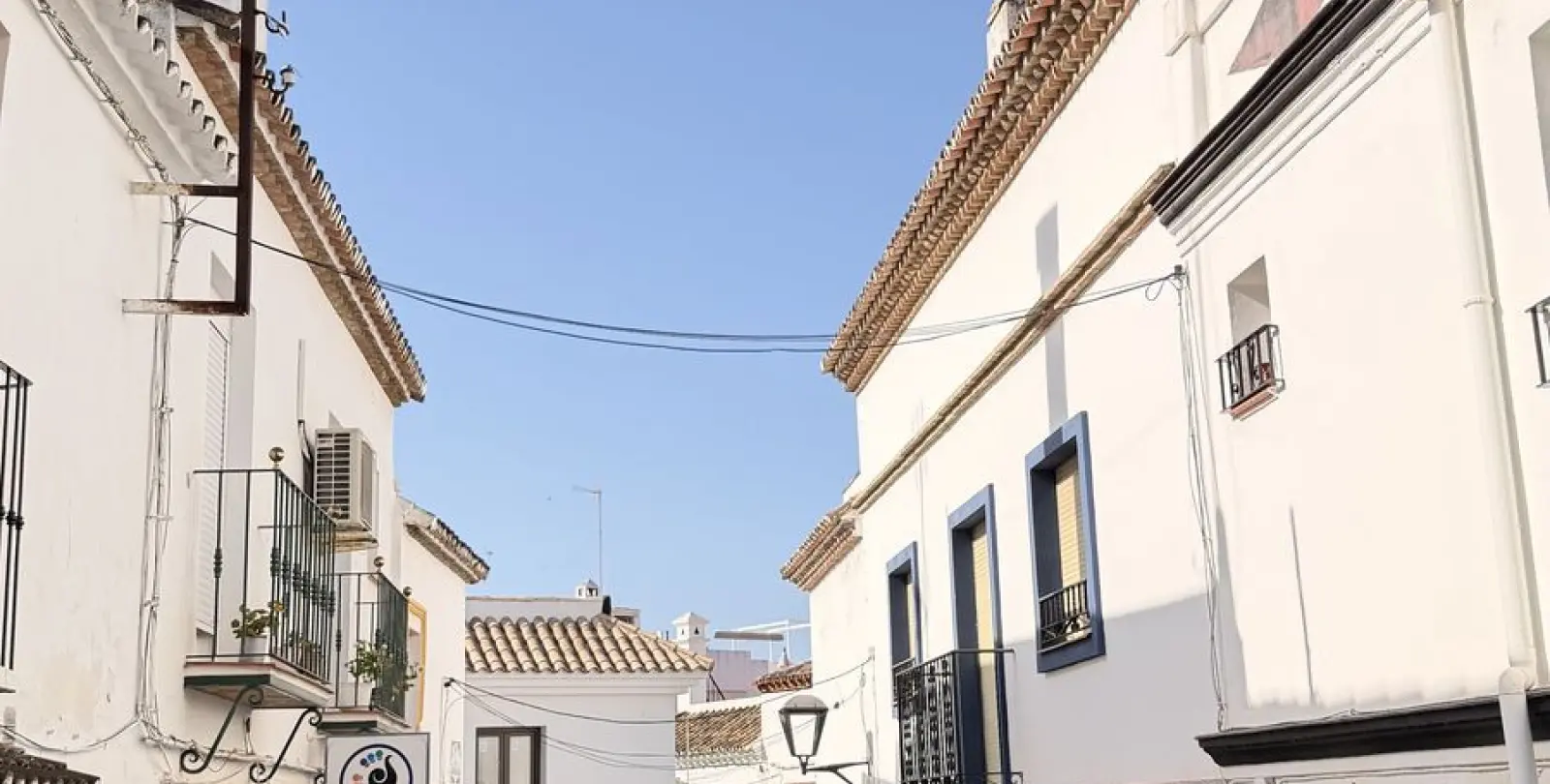 Продажа  жилого участка в Estepona 2