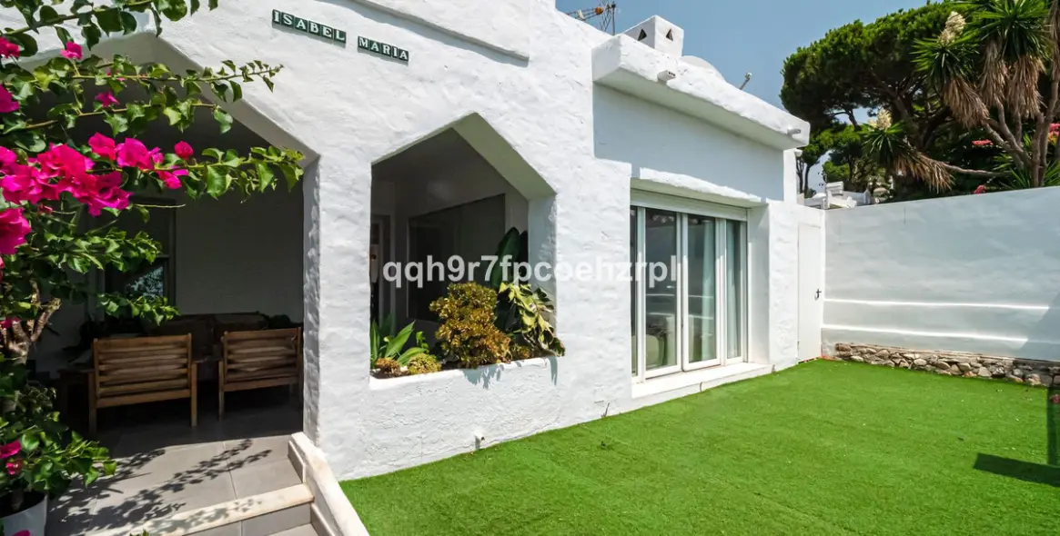 Venta de villa independiente en Reserva de Marbella 10
