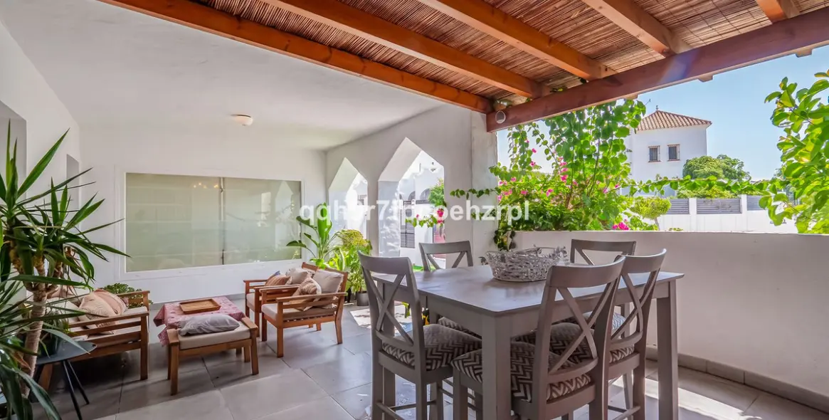 Venta de villa independiente en Reserva de Marbella 12