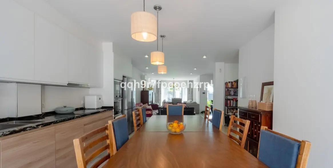 Venta de villa independiente en Reserva de Marbella 19