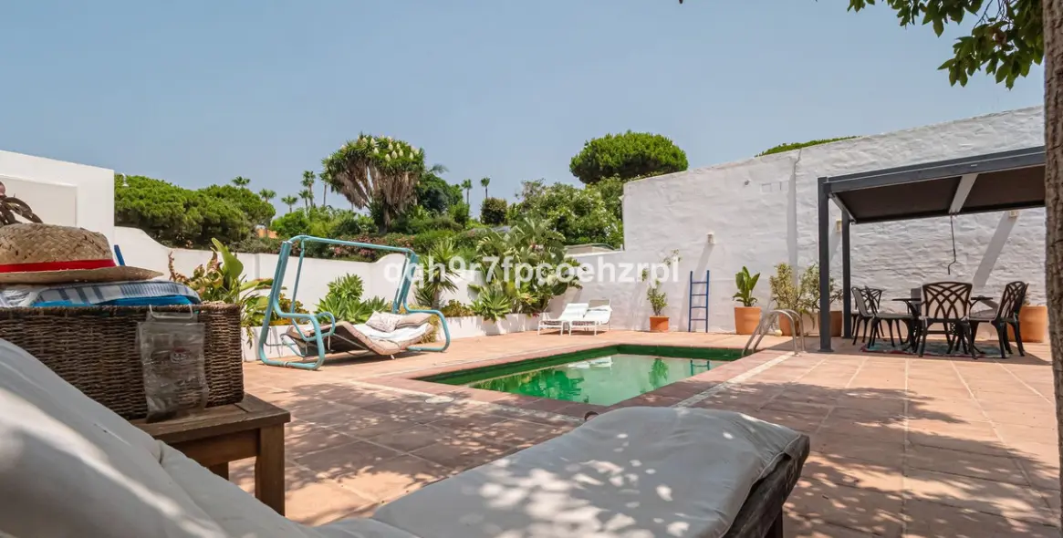 Venta de villa independiente en Reserva de Marbella 23