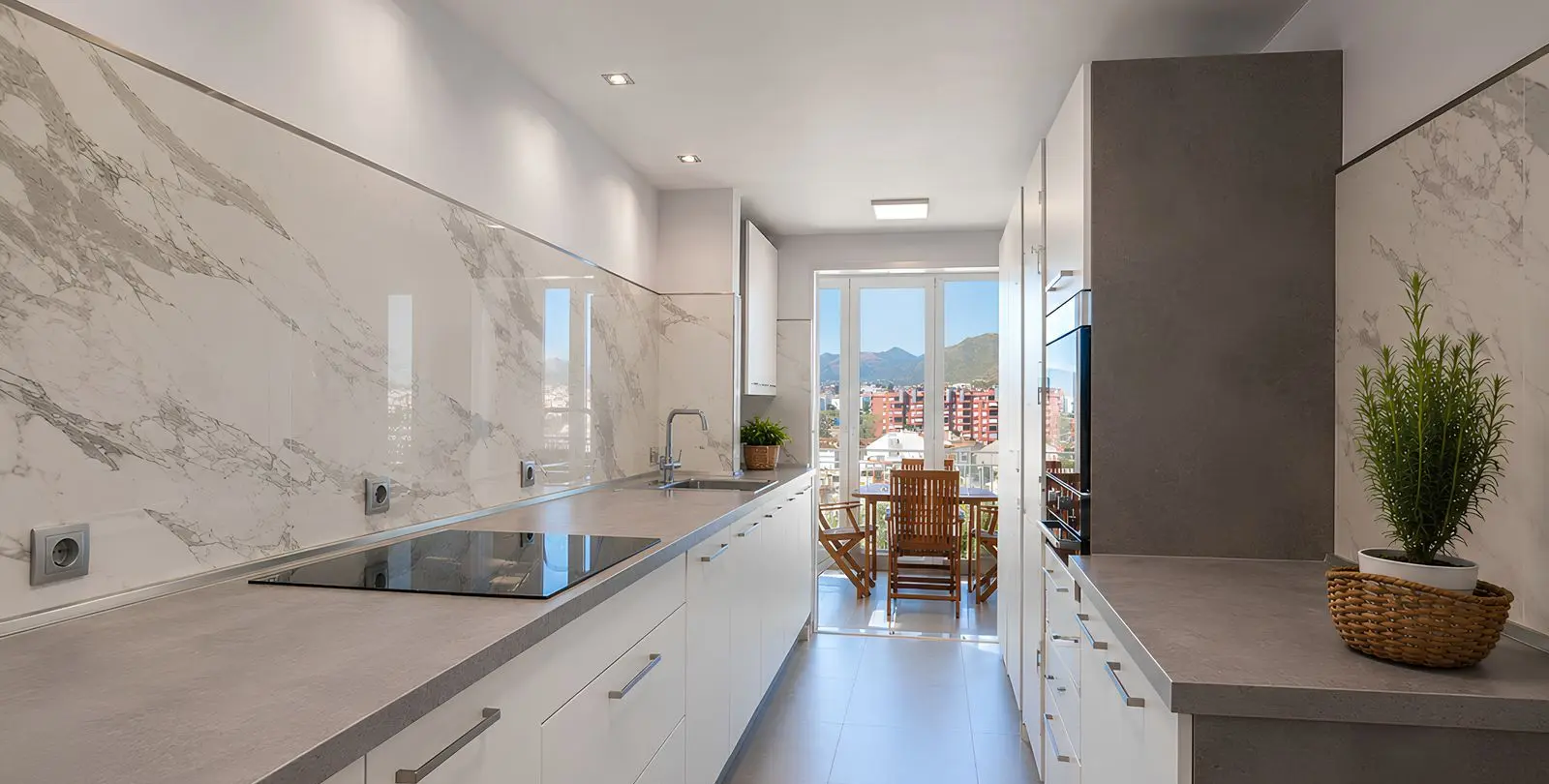 Sale of middle floor apartment in Los Boliches 3