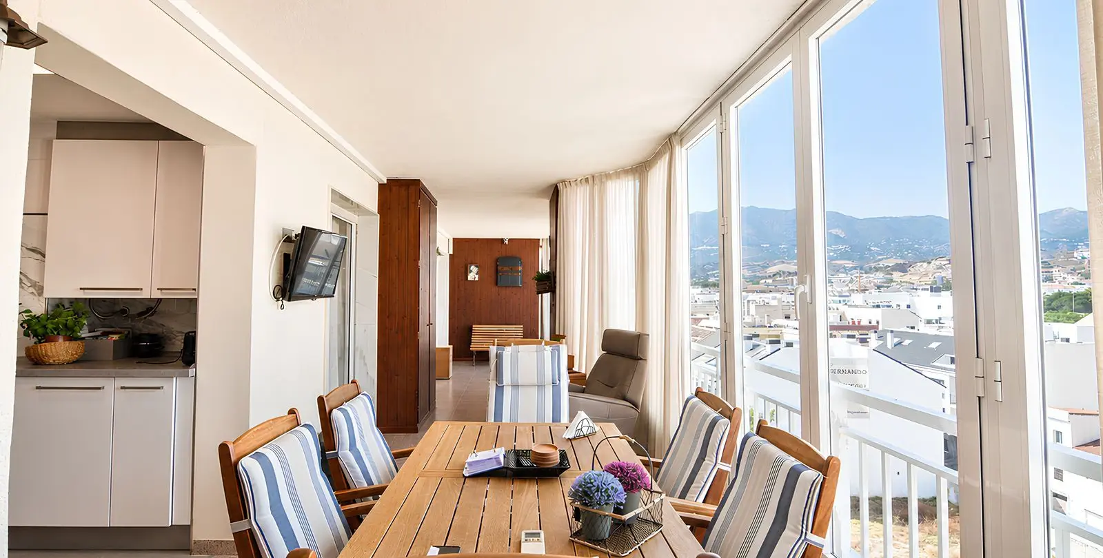 Sale of middle floor apartment in Los Boliches 4