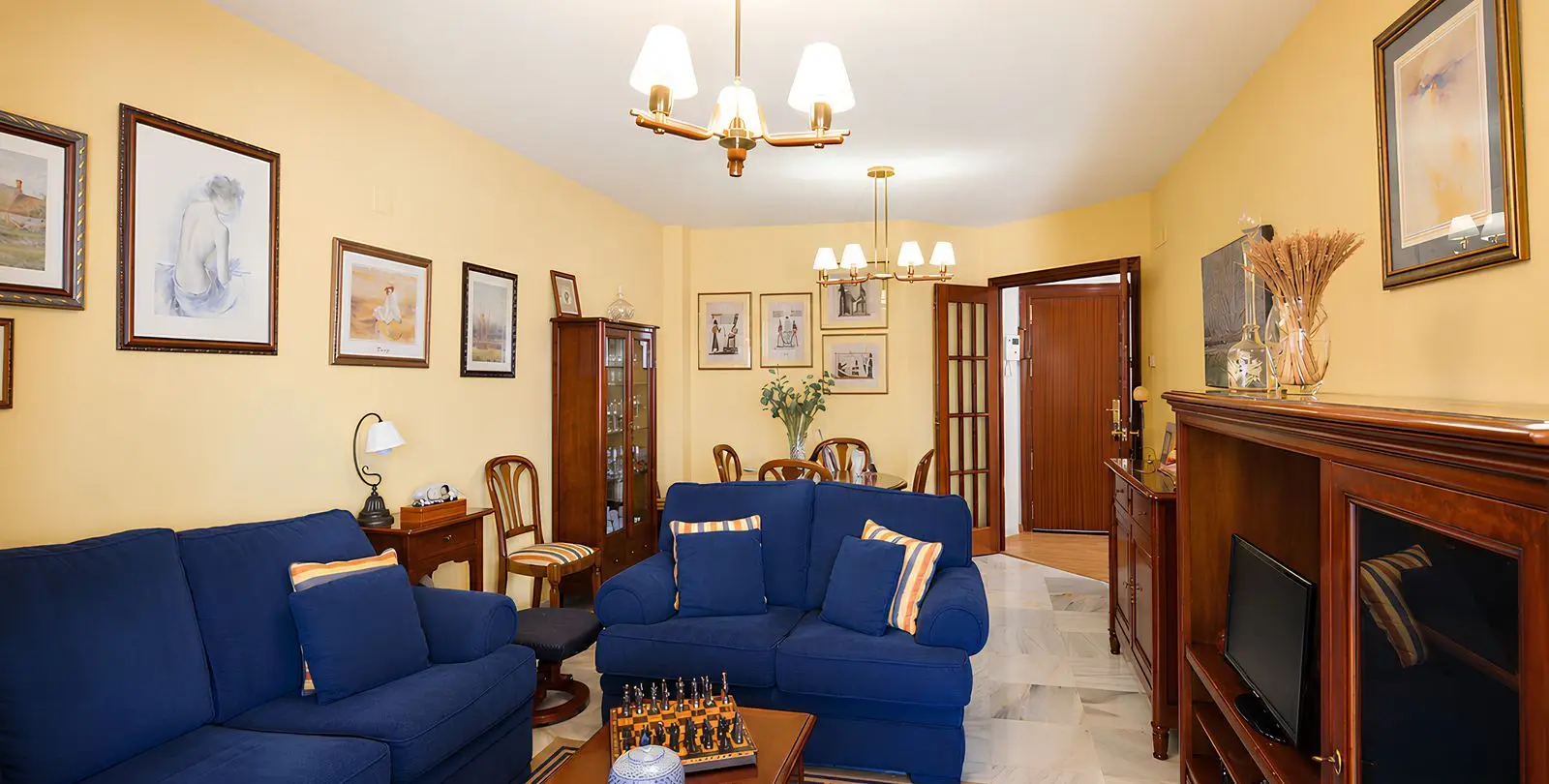 Sale of middle floor apartment in Los Boliches 13