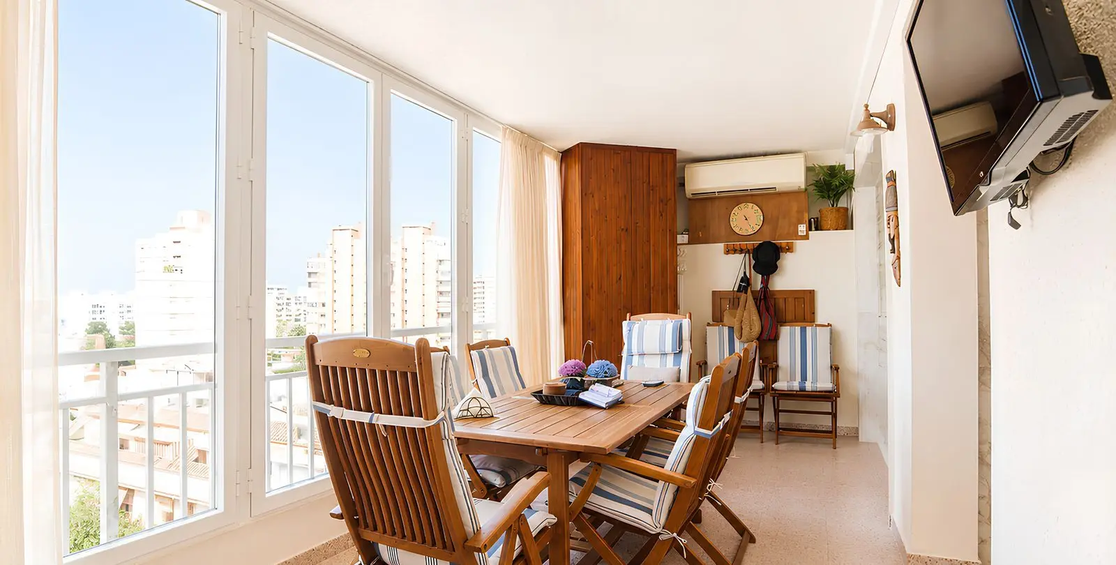 Sale of middle floor apartment in Los Boliches 14