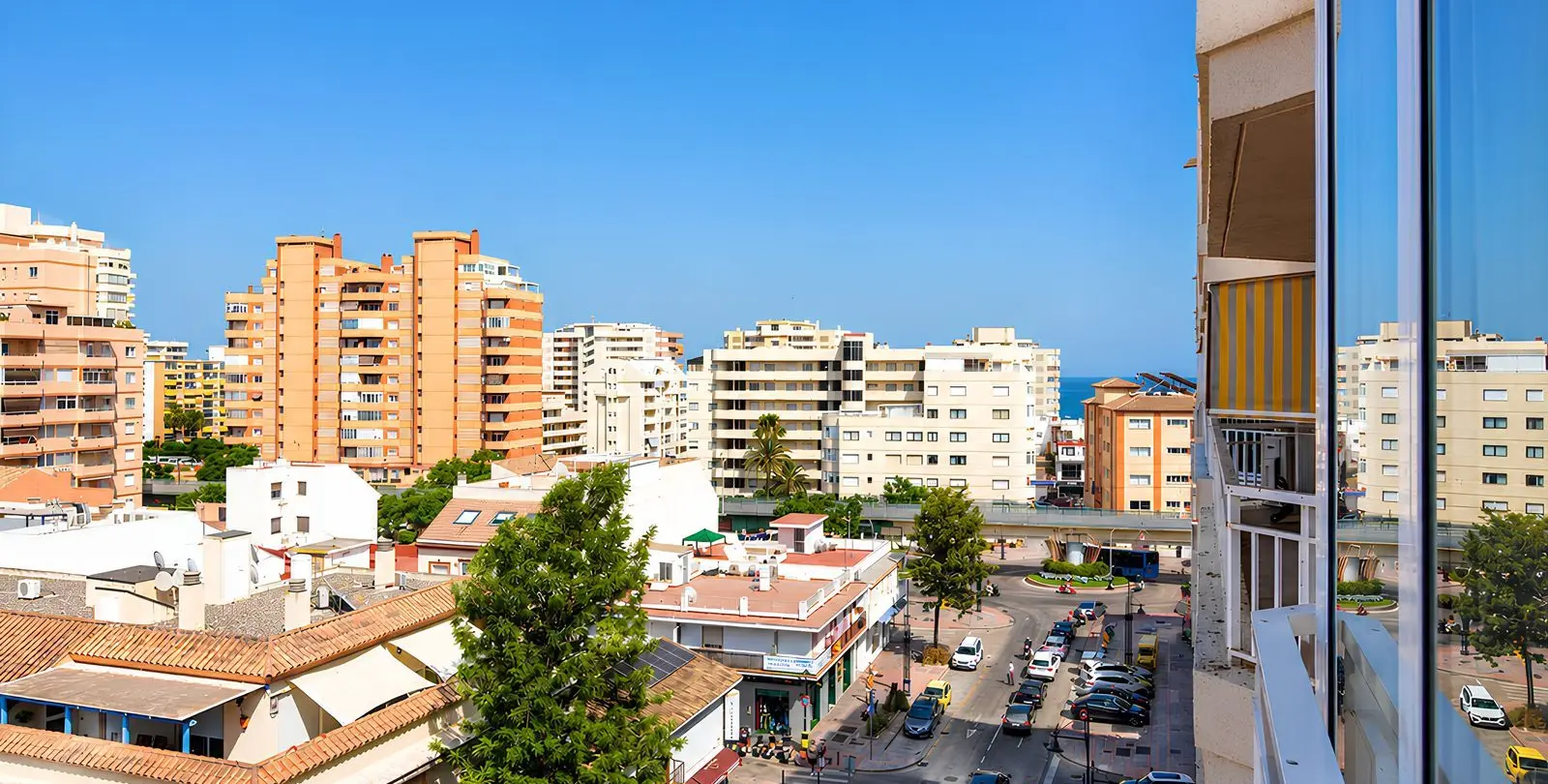 Sale of middle floor apartment in Los Boliches 19