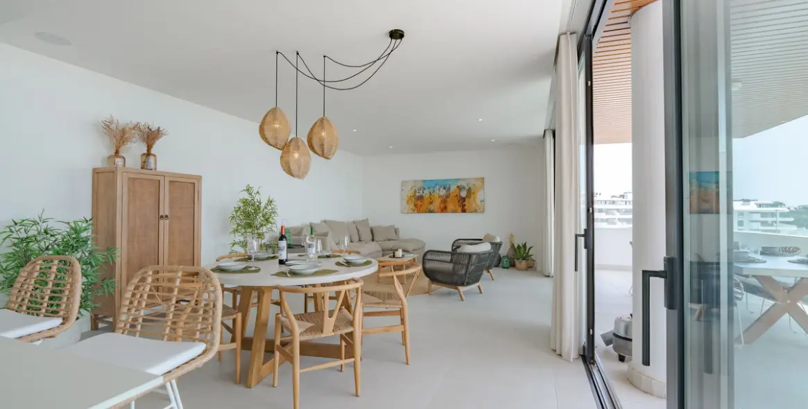 Sale of middle floor apartment in Fuengirola 9