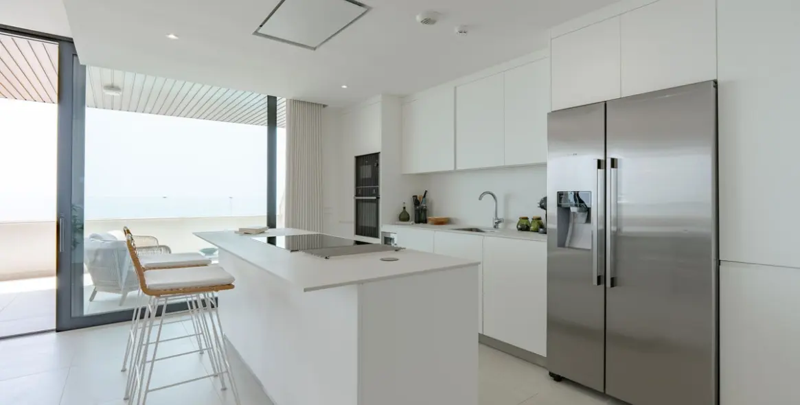 Sale of middle floor apartment in Fuengirola 20