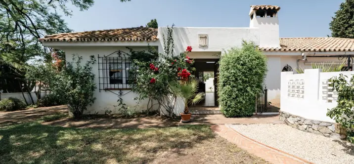 Venta de villa independiente en Benahavís 1