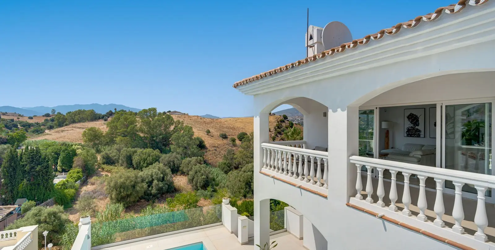 Sale of detached villa in Mijas 13