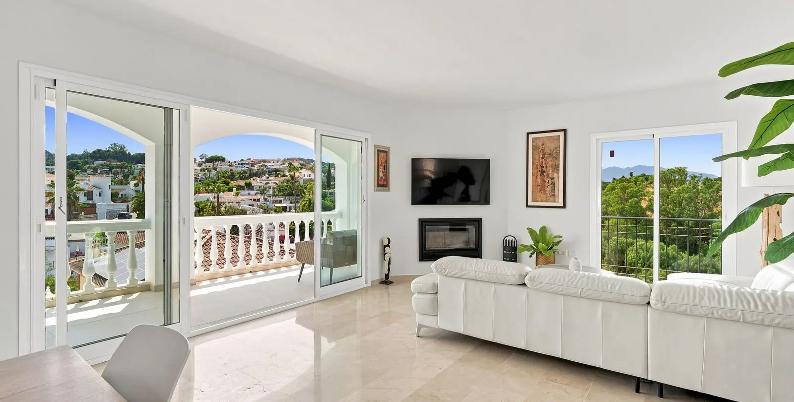 Sale of detached villa in Mijas 16